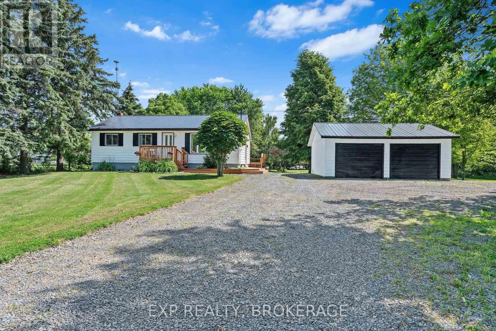 912 8TH LINE ROAD