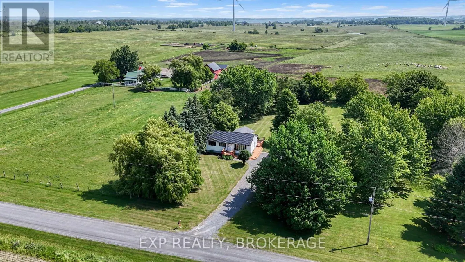 912 8TH LINE ROAD