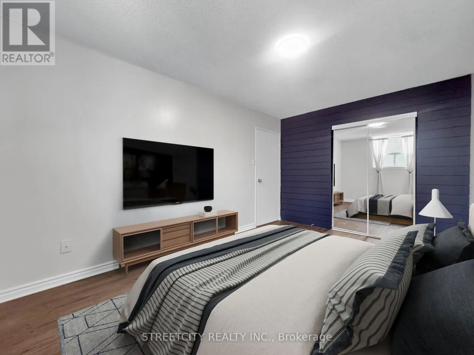 203 - 1103 JALNA BOULEVARD, #203