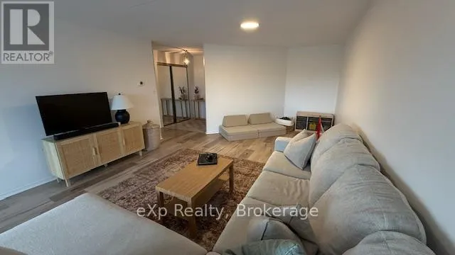 402 - 536 11TH AVENUE, #402