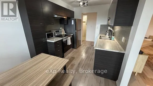402 - 536 11TH AVENUE, #402