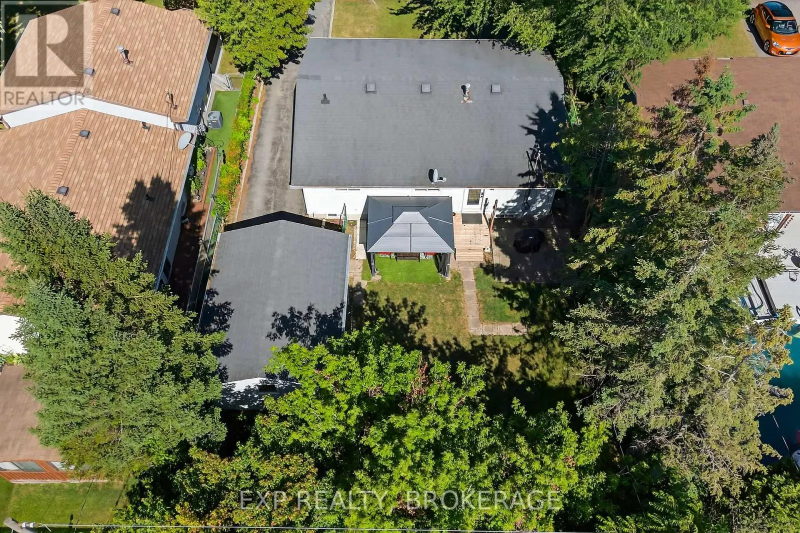 1284 WAVERLEY CRESCENT