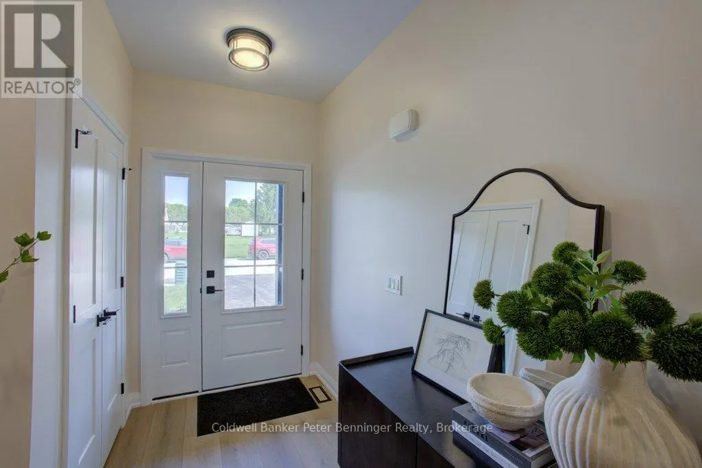 2 - 305 ARNAUD STREET, #2