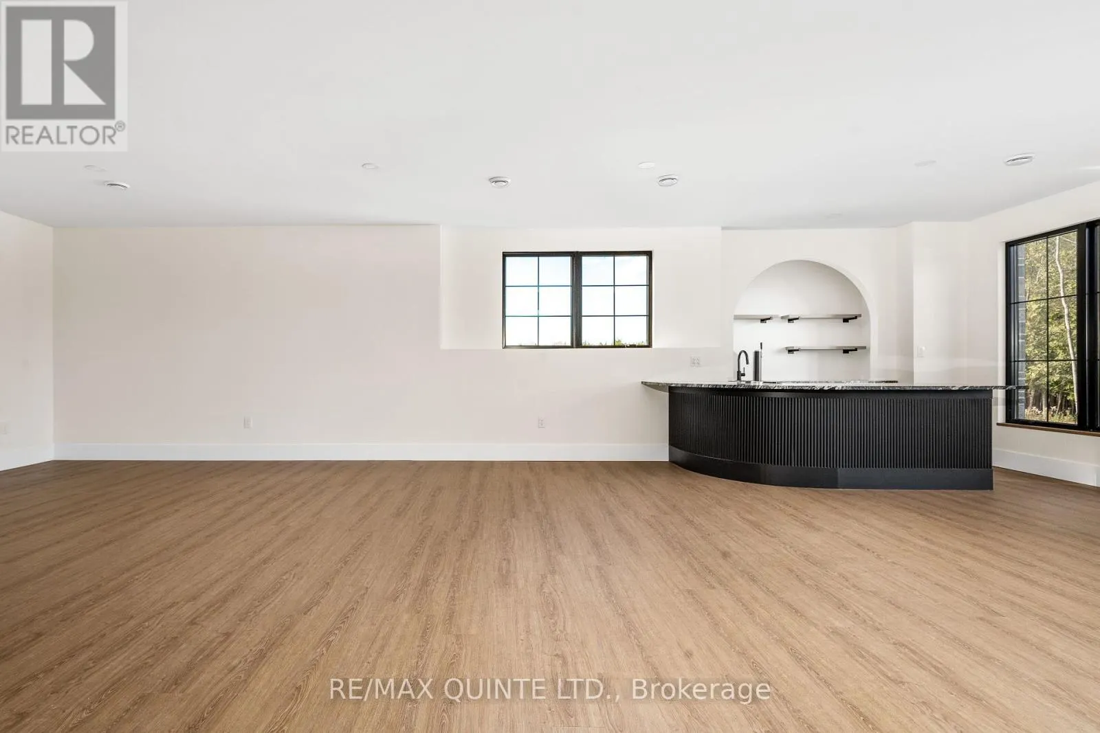 UNIT 16 - 665 HARMONY ROAD, #Unit 16