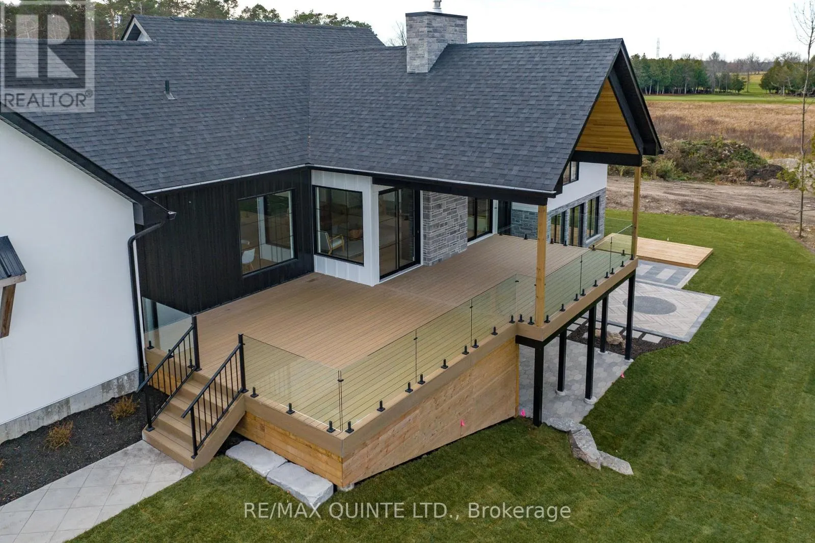 UNIT 16 - 665 HARMONY ROAD, #Unit 16