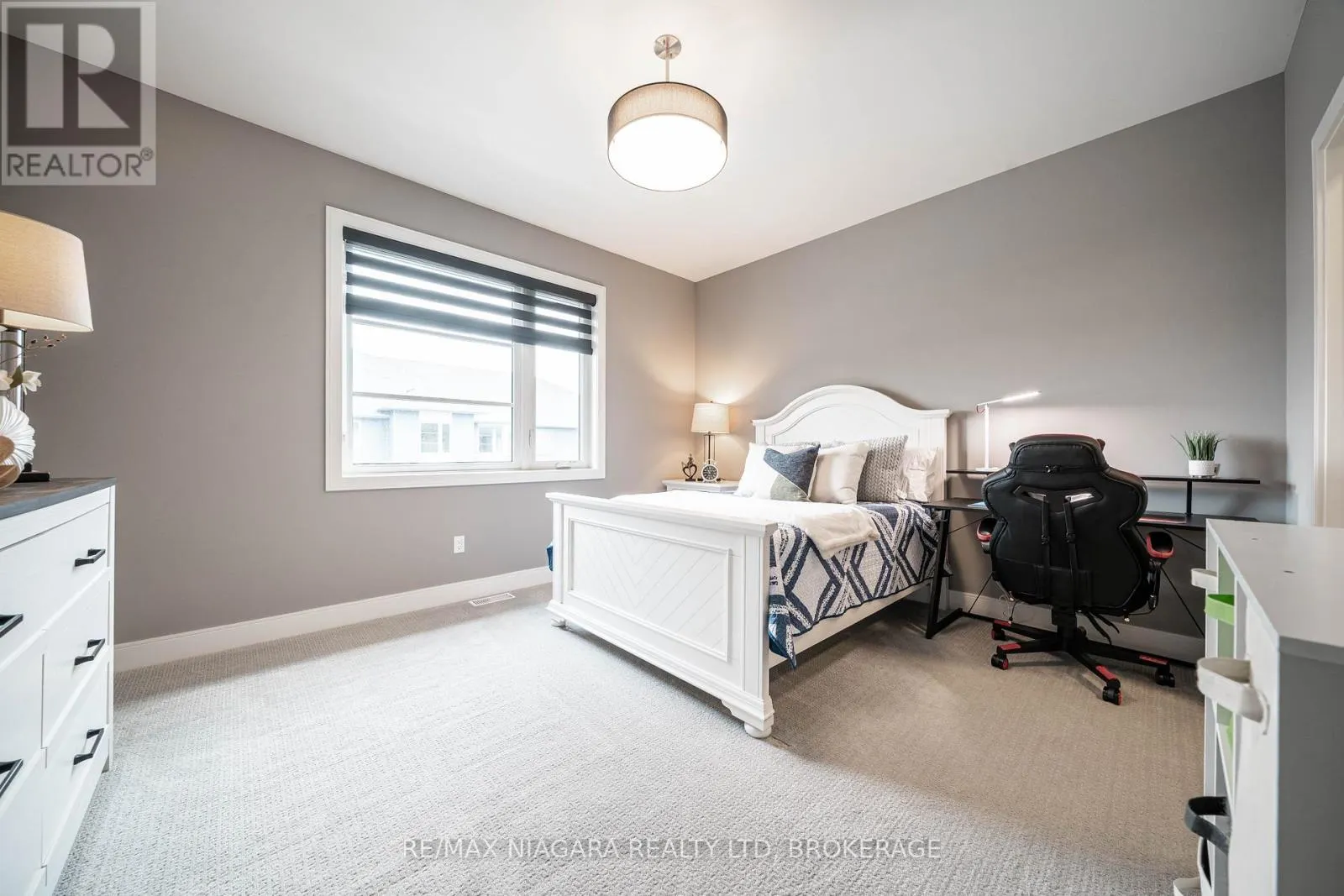 17 - 24 GRAPEVIEW DRIVE, #17