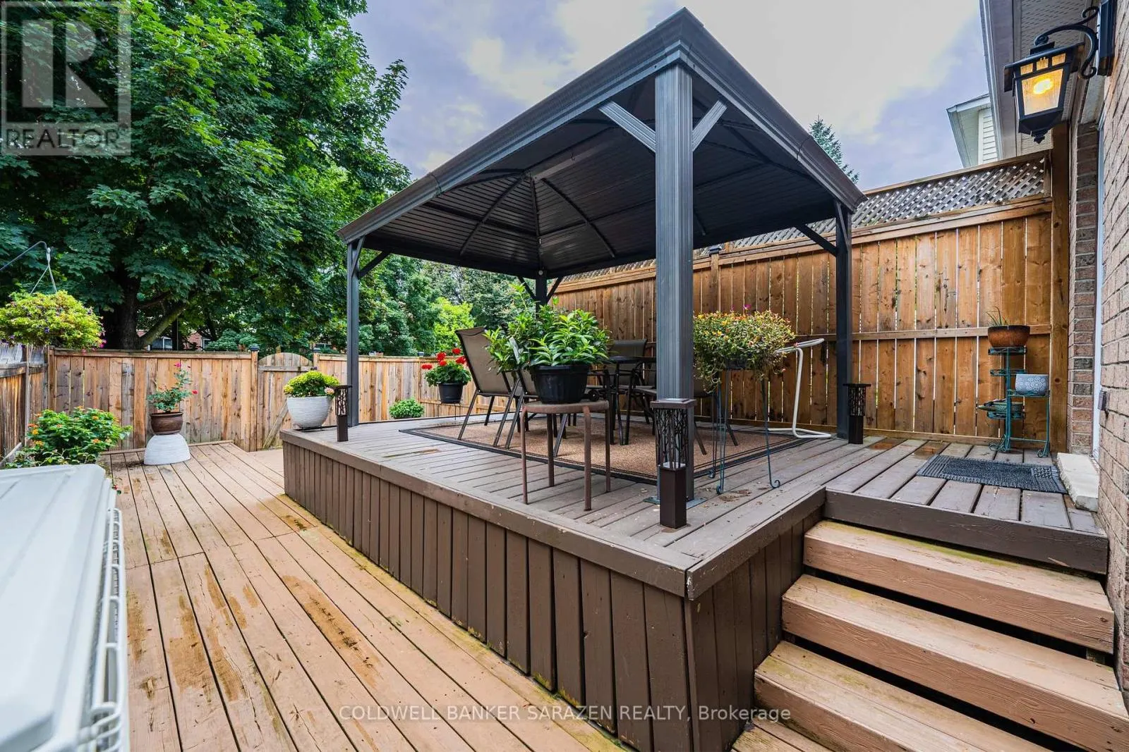108 ASHPARK CRESCENT