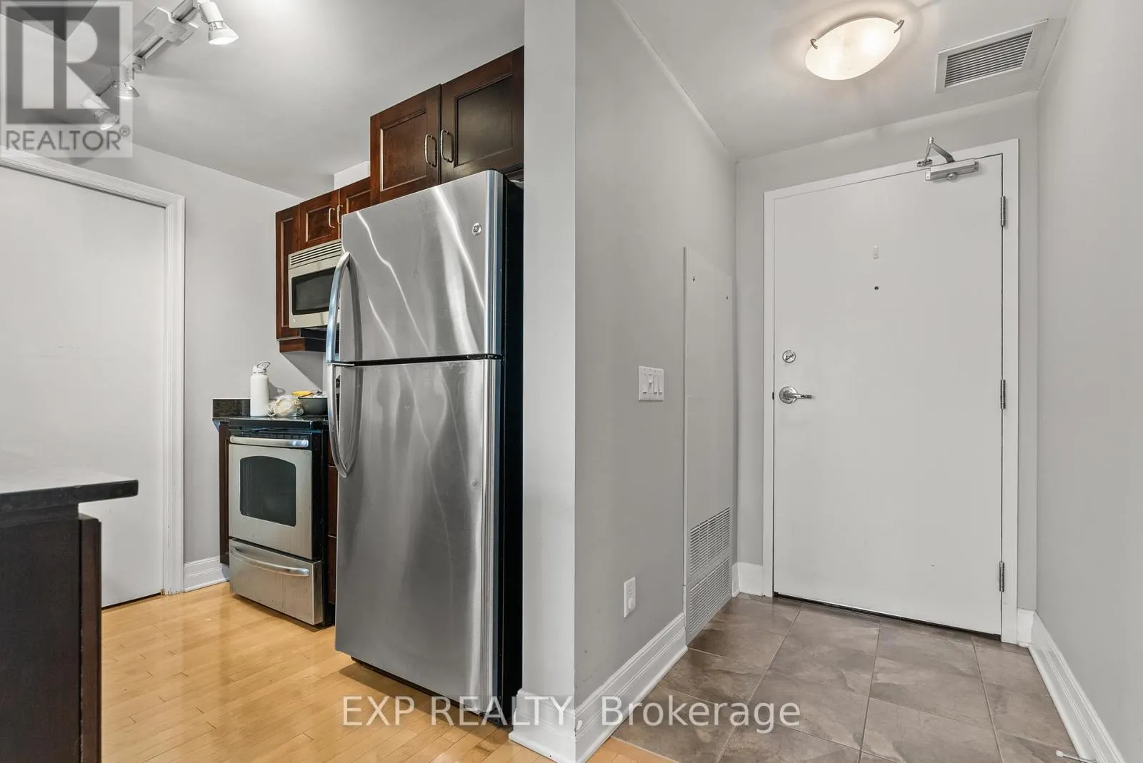 1203 - 75 CLEARY AVENUE