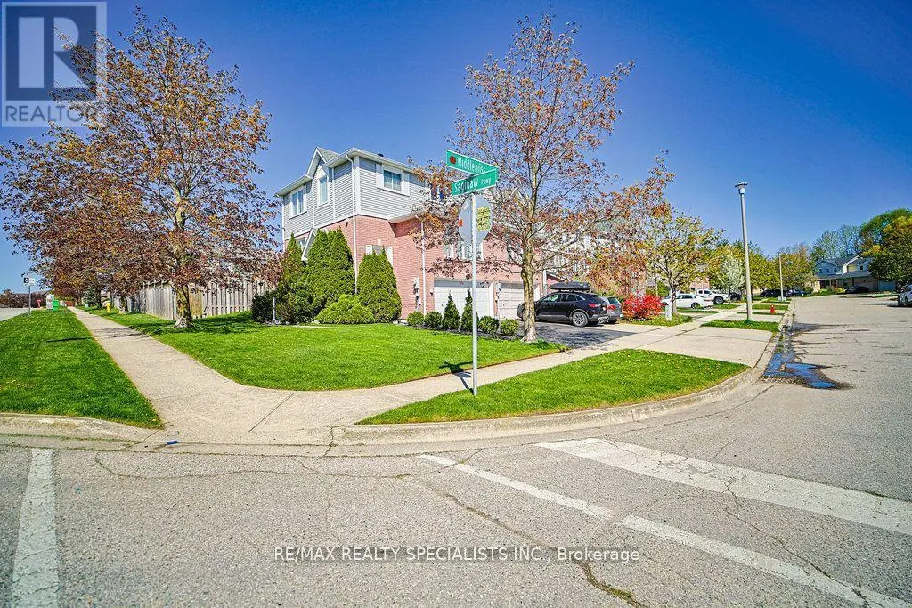 123 MIDDLEMISS CRESCENT
