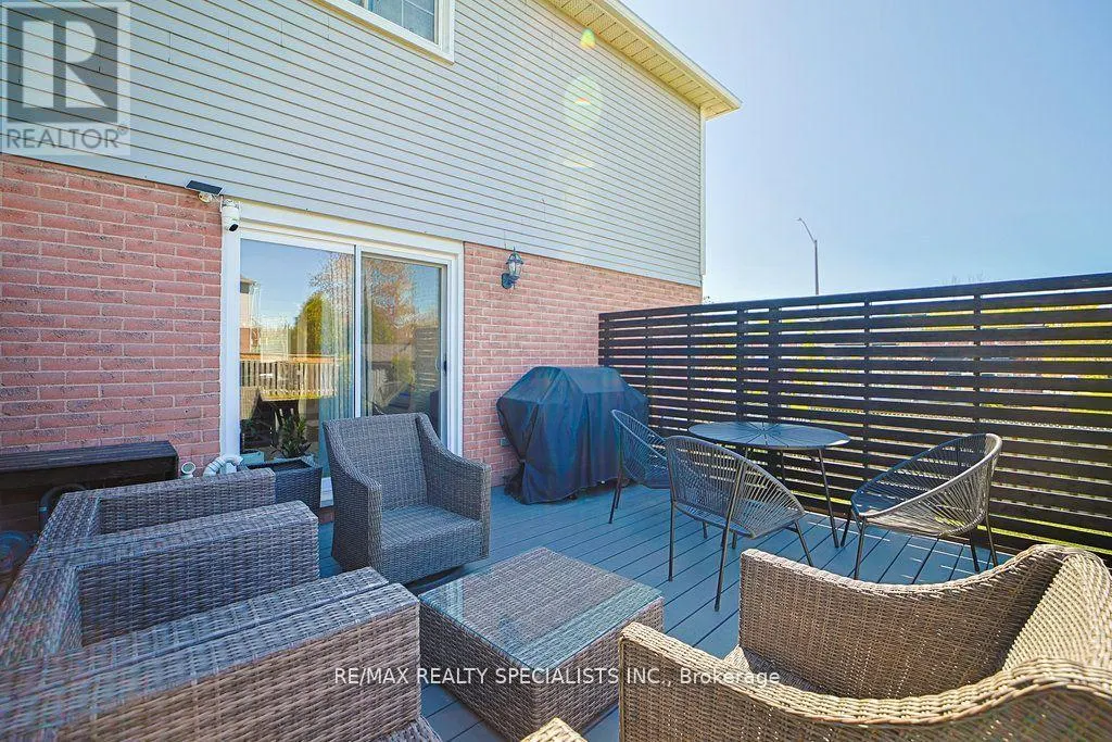 123 MIDDLEMISS CRESCENT