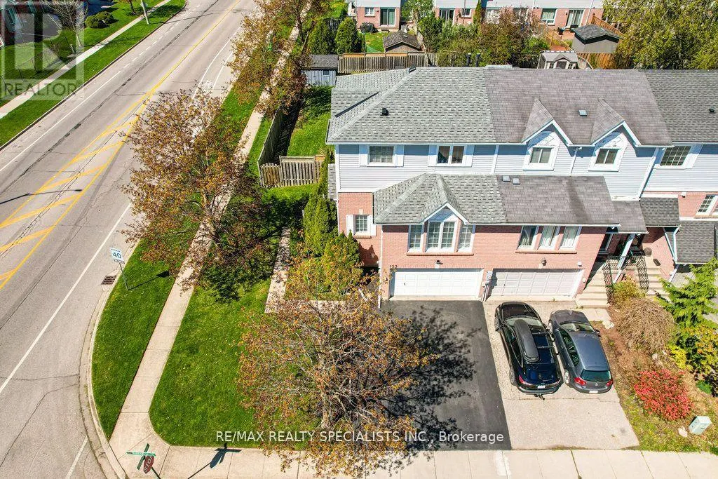 123 MIDDLEMISS CRESCENT