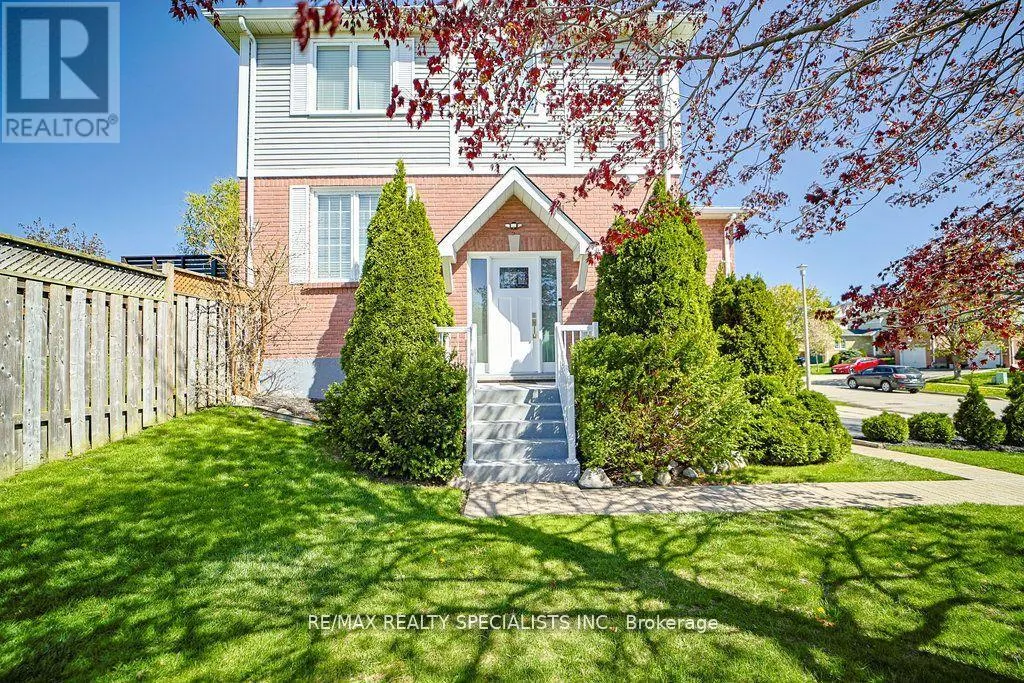 123 MIDDLEMISS CRESCENT