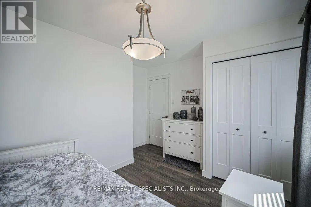 123 MIDDLEMISS CRESCENT