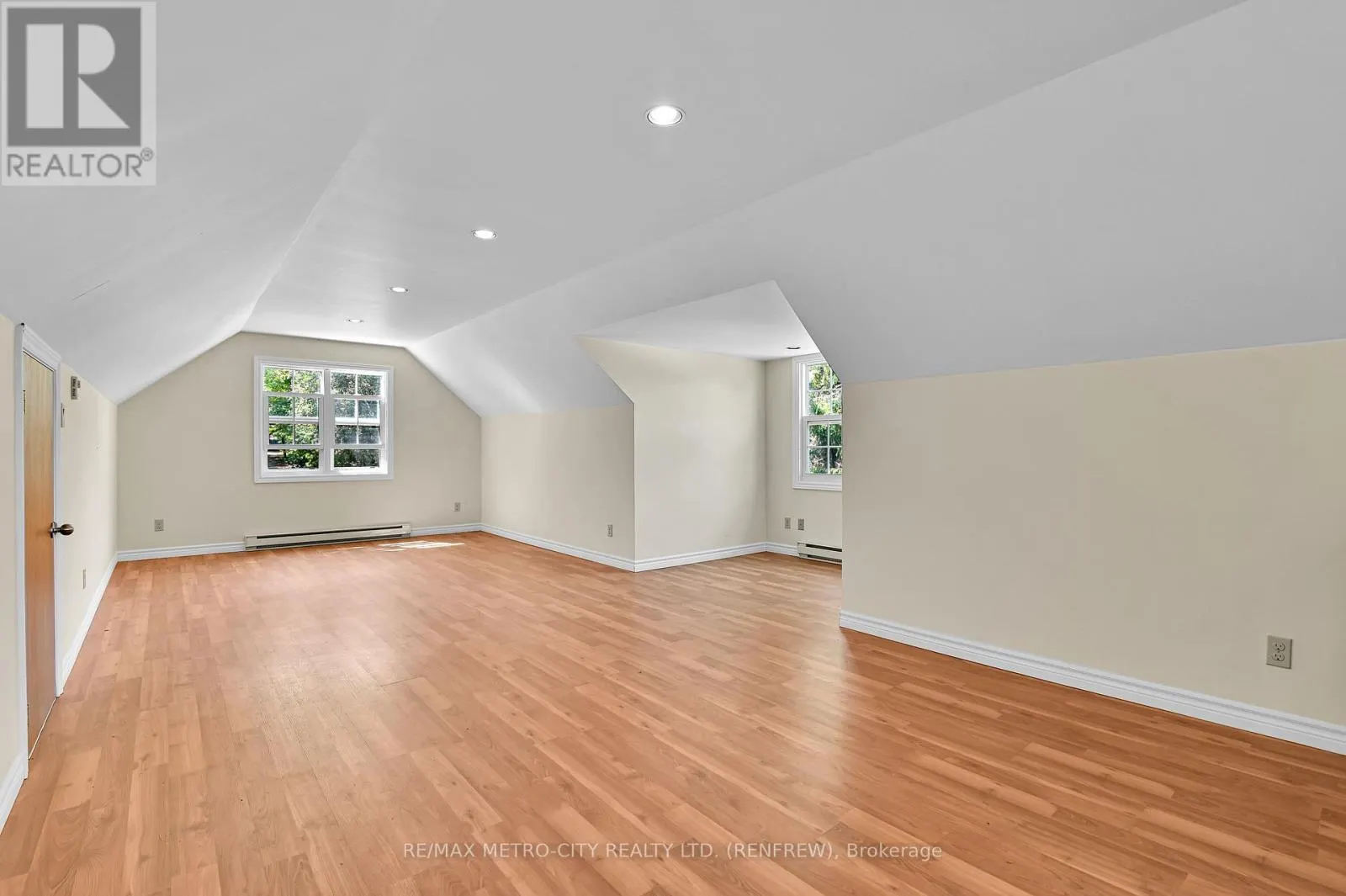 2928 BURNSTOWN ROAD