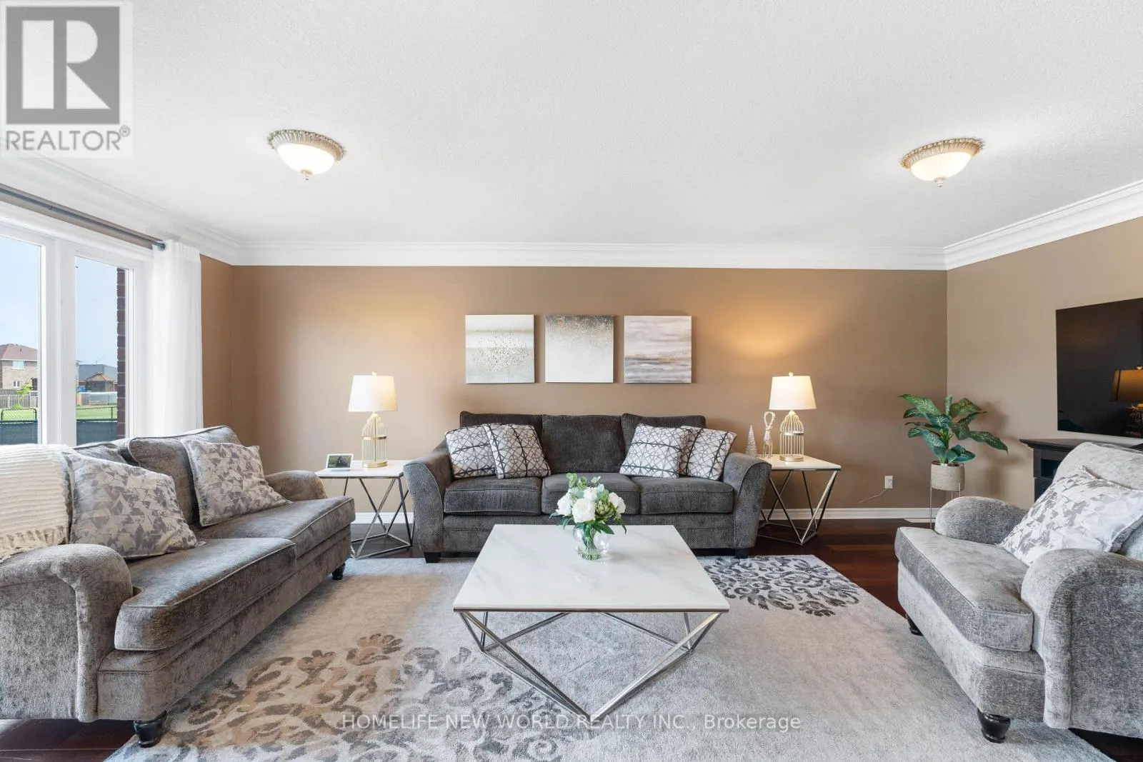 24 KIPLING DRIVE