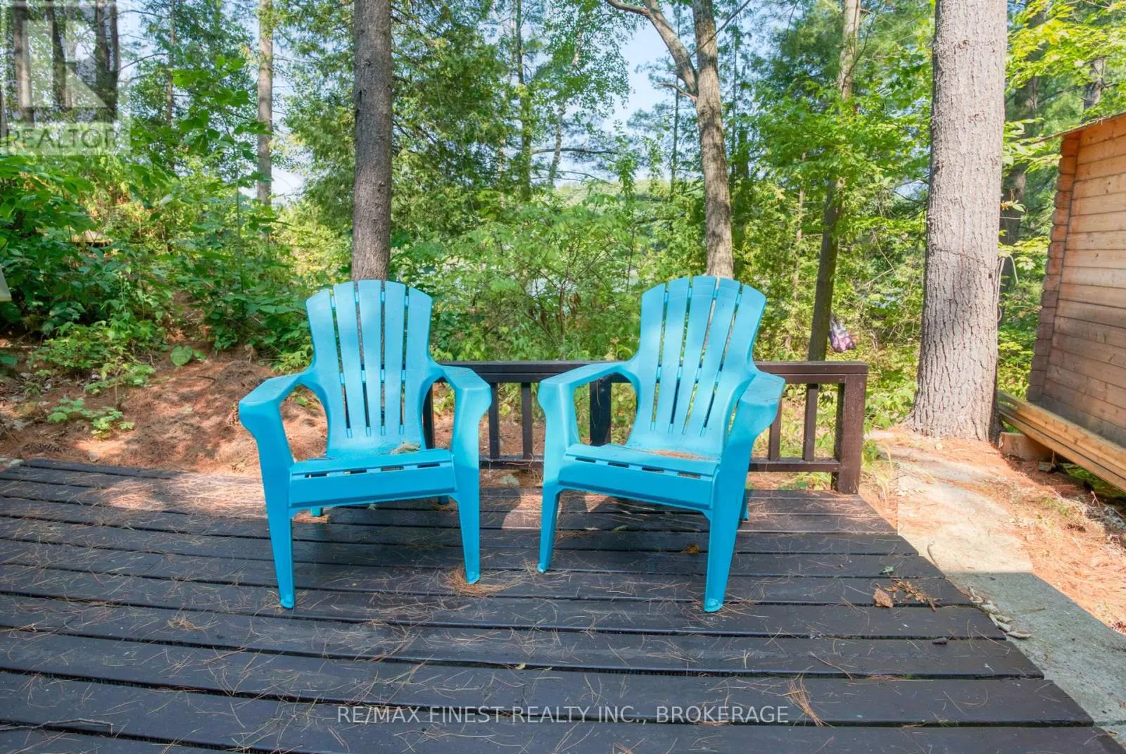 1036A TWIN LAKE LANE