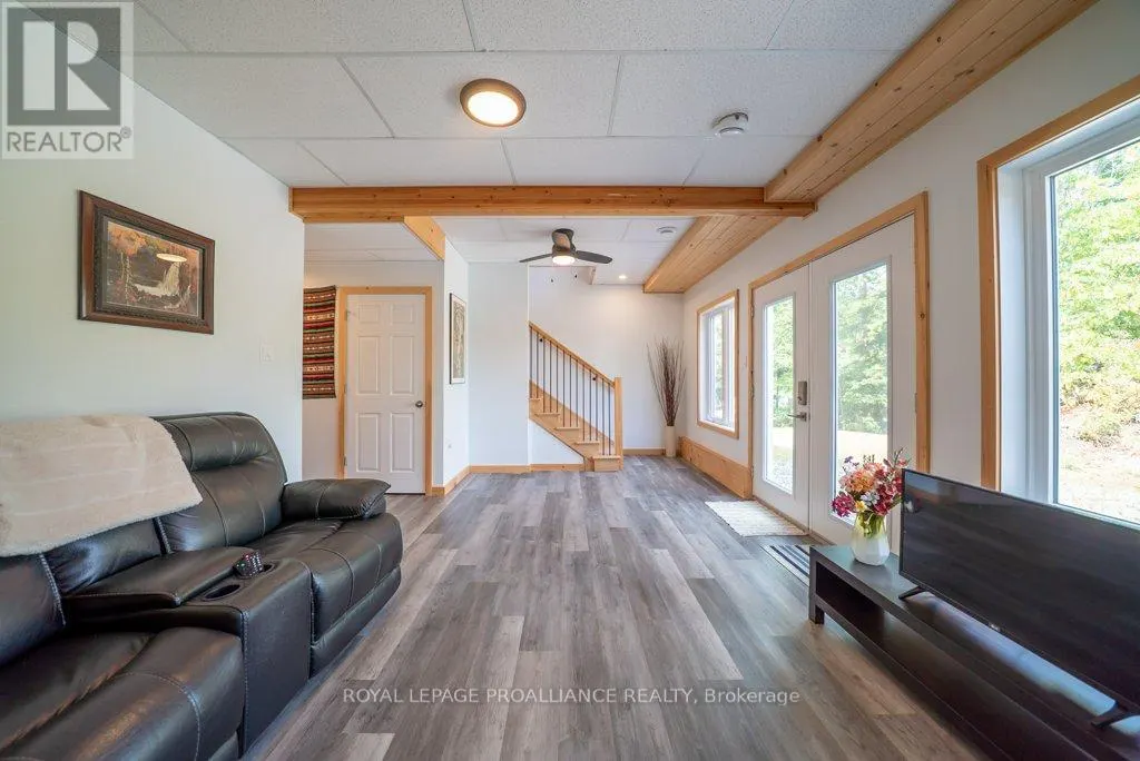 1053C GRANITE TERRACE LANE