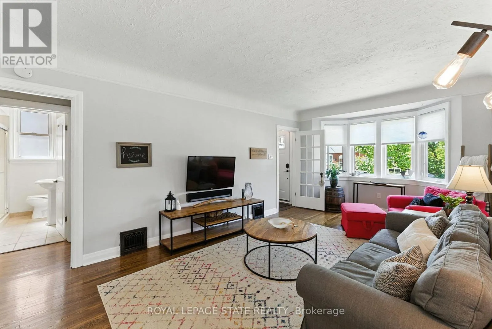 93 HIGHCLIFFE AVENUE