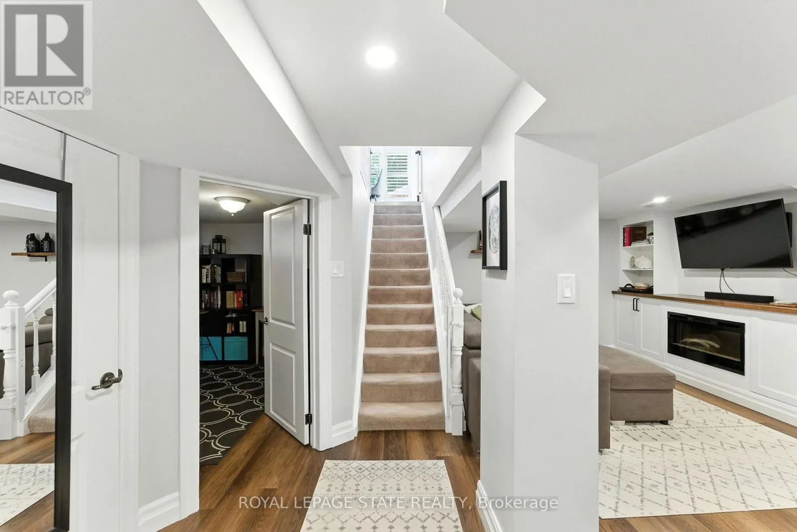 93 HIGHCLIFFE AVENUE
