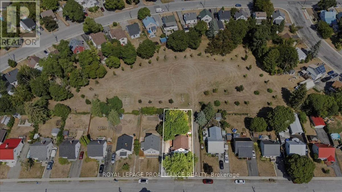 30 MIKEL AVENUE
