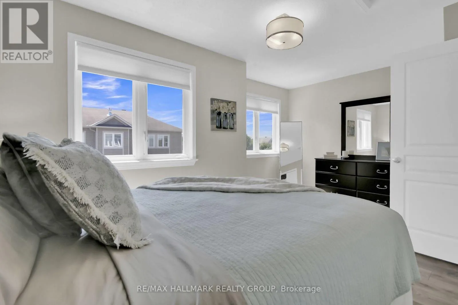 303 MOSAIC PRIVATE