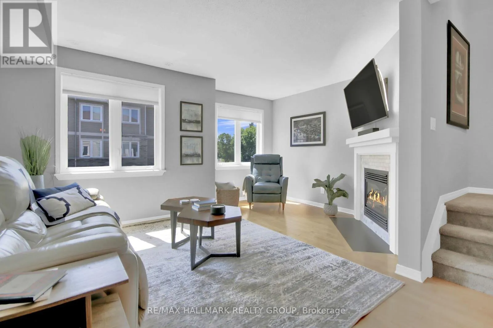 303 MOSAIC PRIVATE