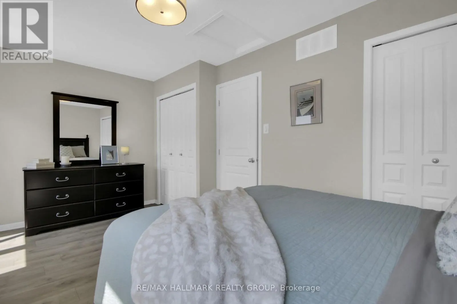 303 MOSAIC PRIVATE