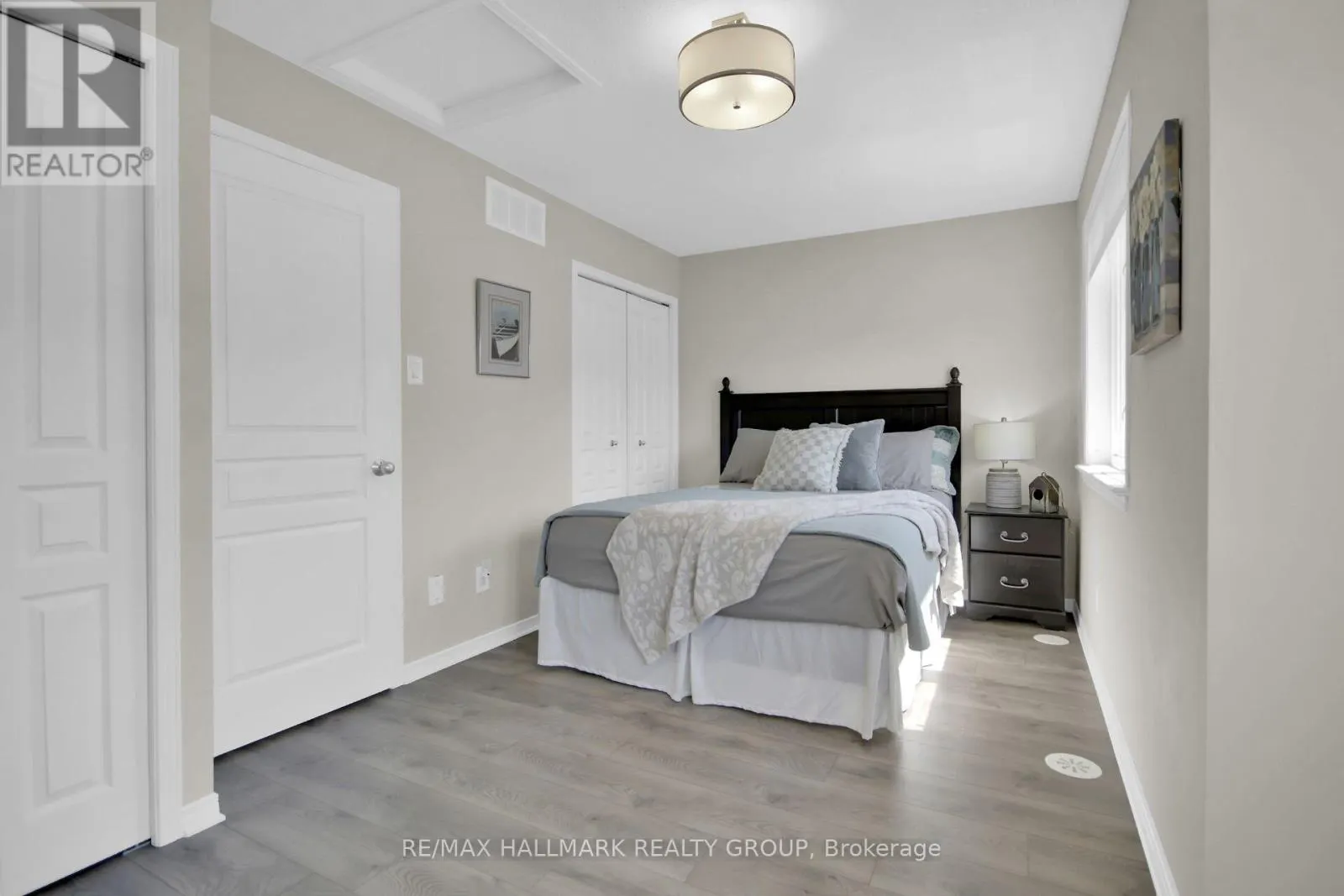 303 MOSAIC PRIVATE
