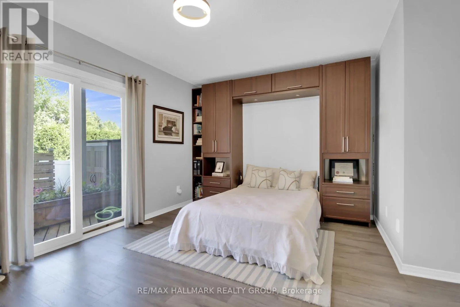 303 MOSAIC PRIVATE