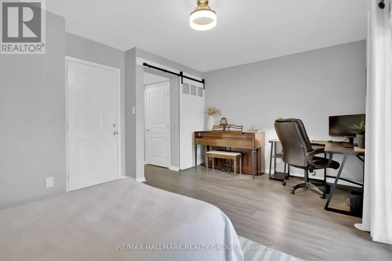 303 MOSAIC PRIVATE