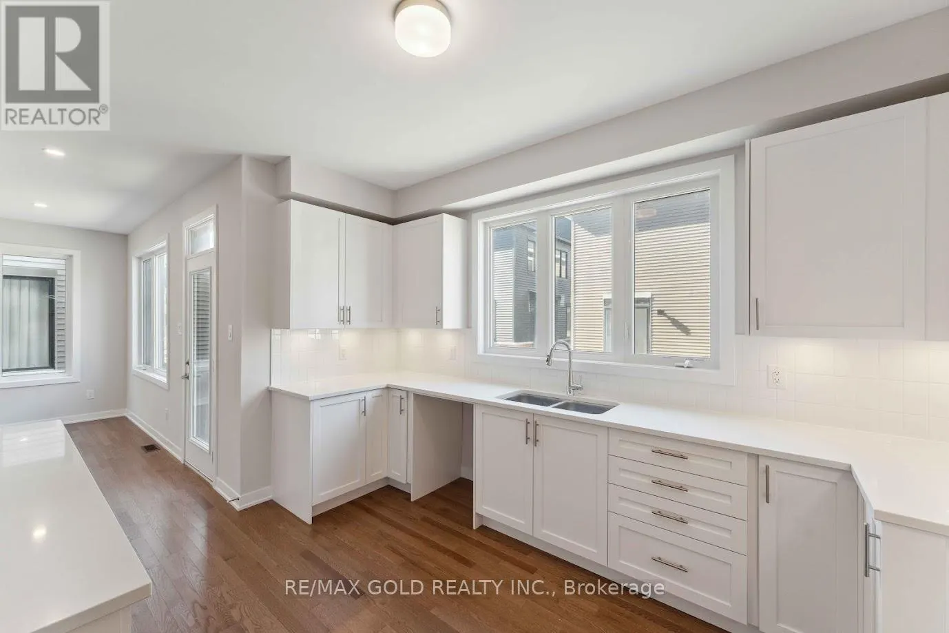 356 PENINSULA ROAD