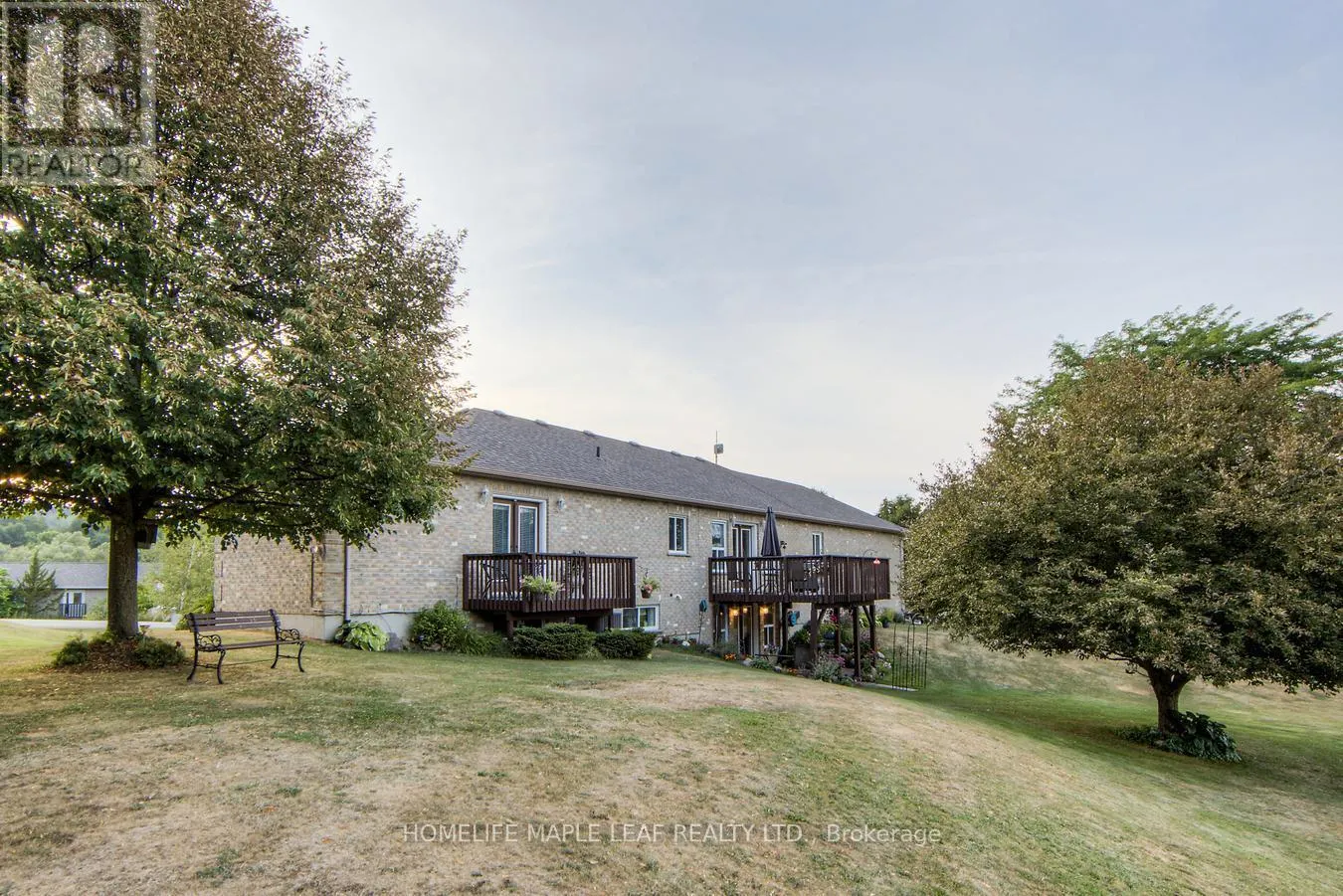 32 MOUNTAINVIEW ROAD