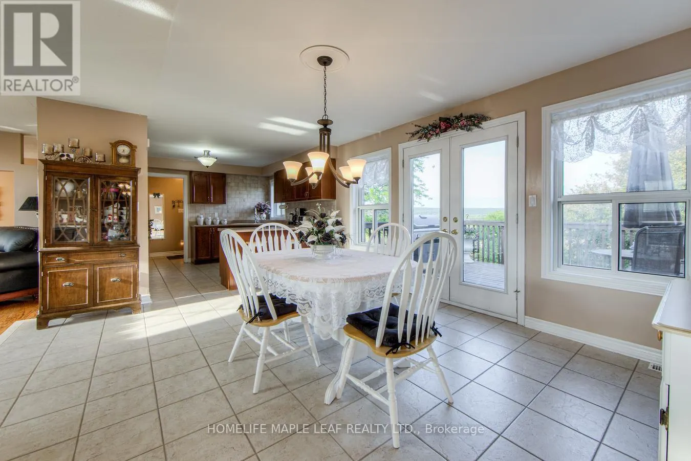 32 MOUNTAINVIEW ROAD