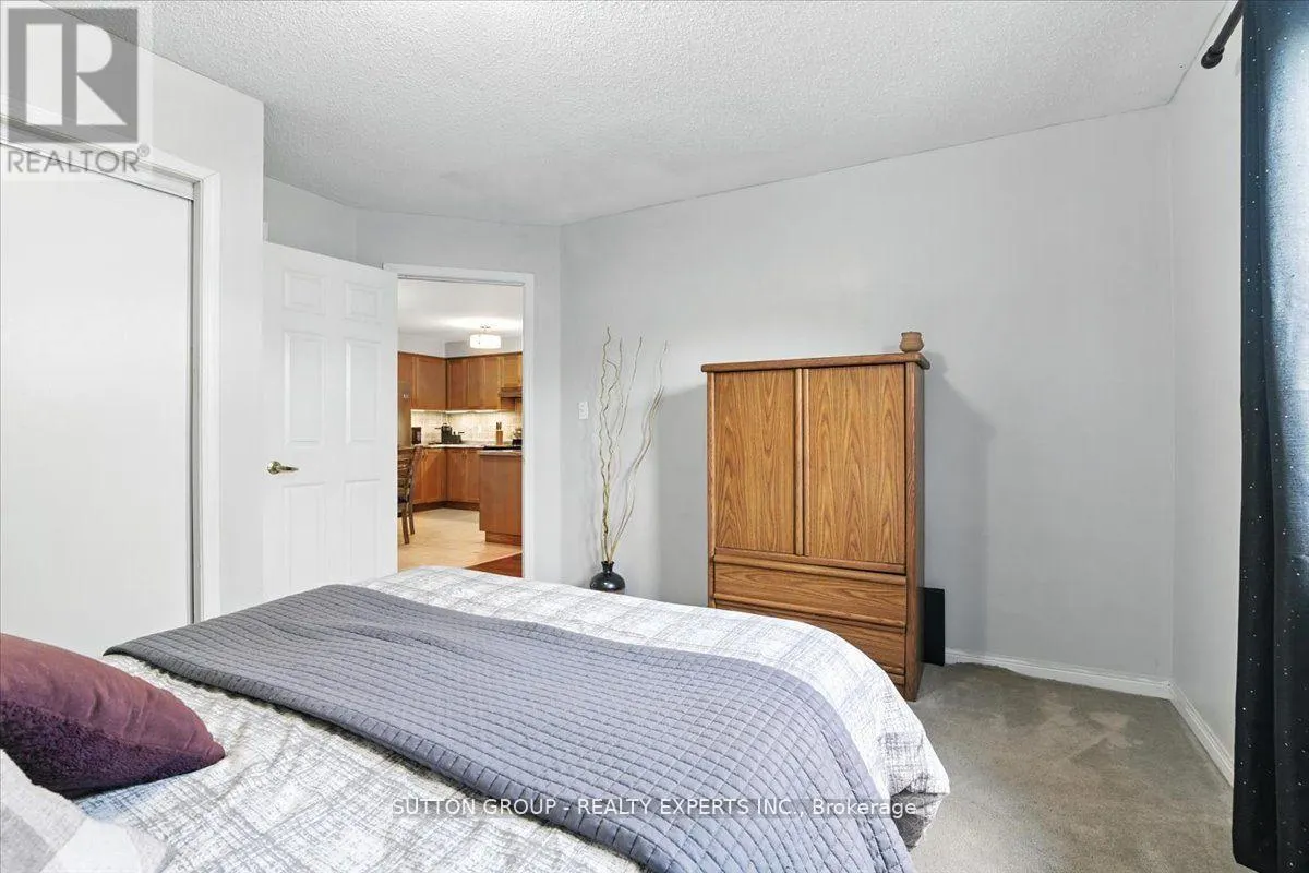 524 GARBUTT TERRACE