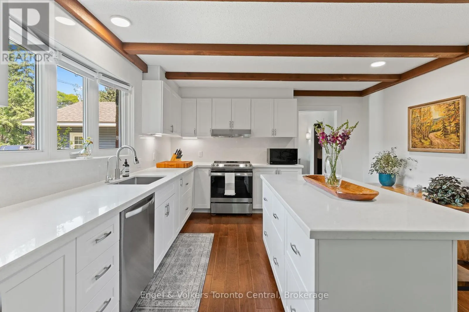 435 4TH AVENUE W
