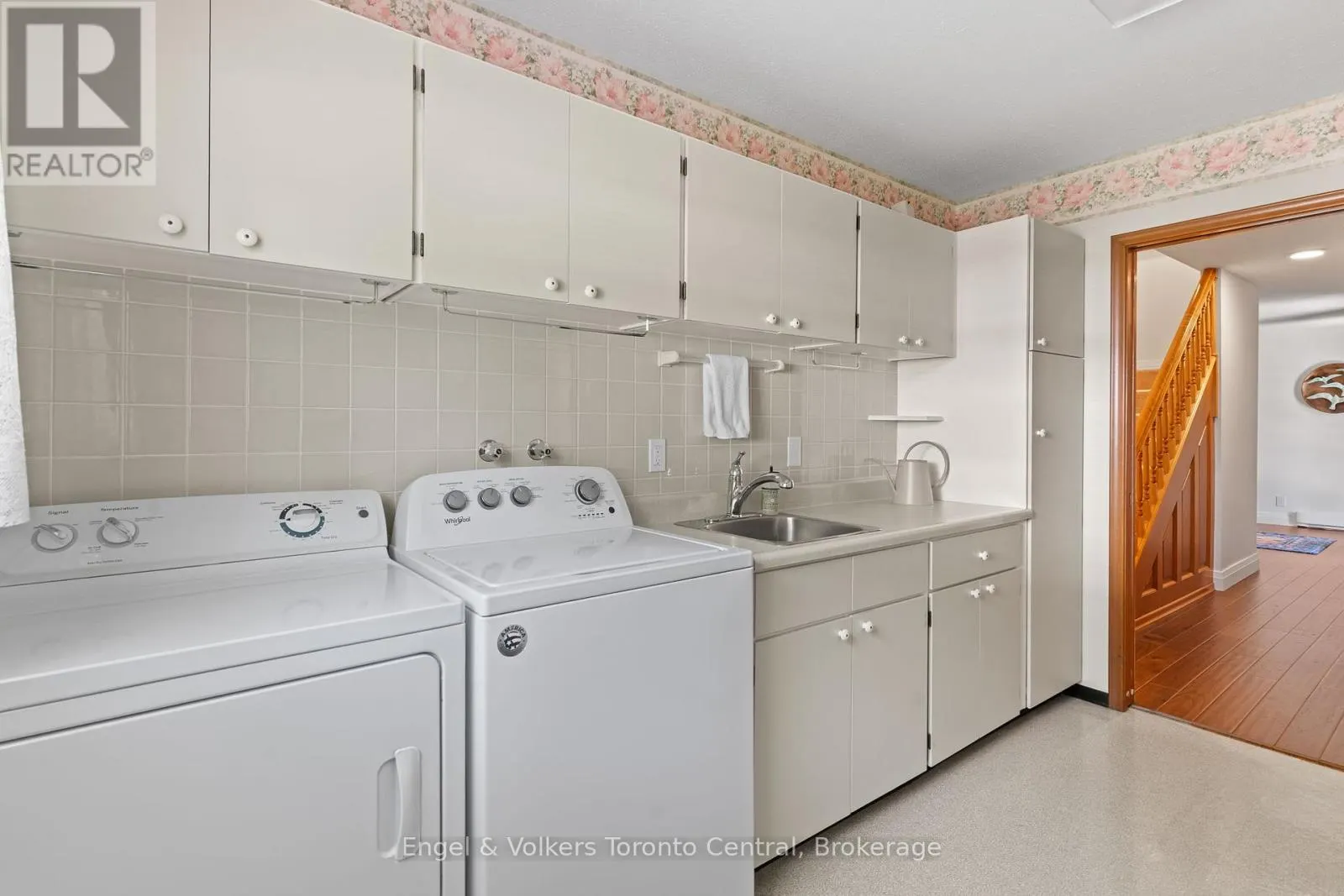 435 4TH AVENUE W