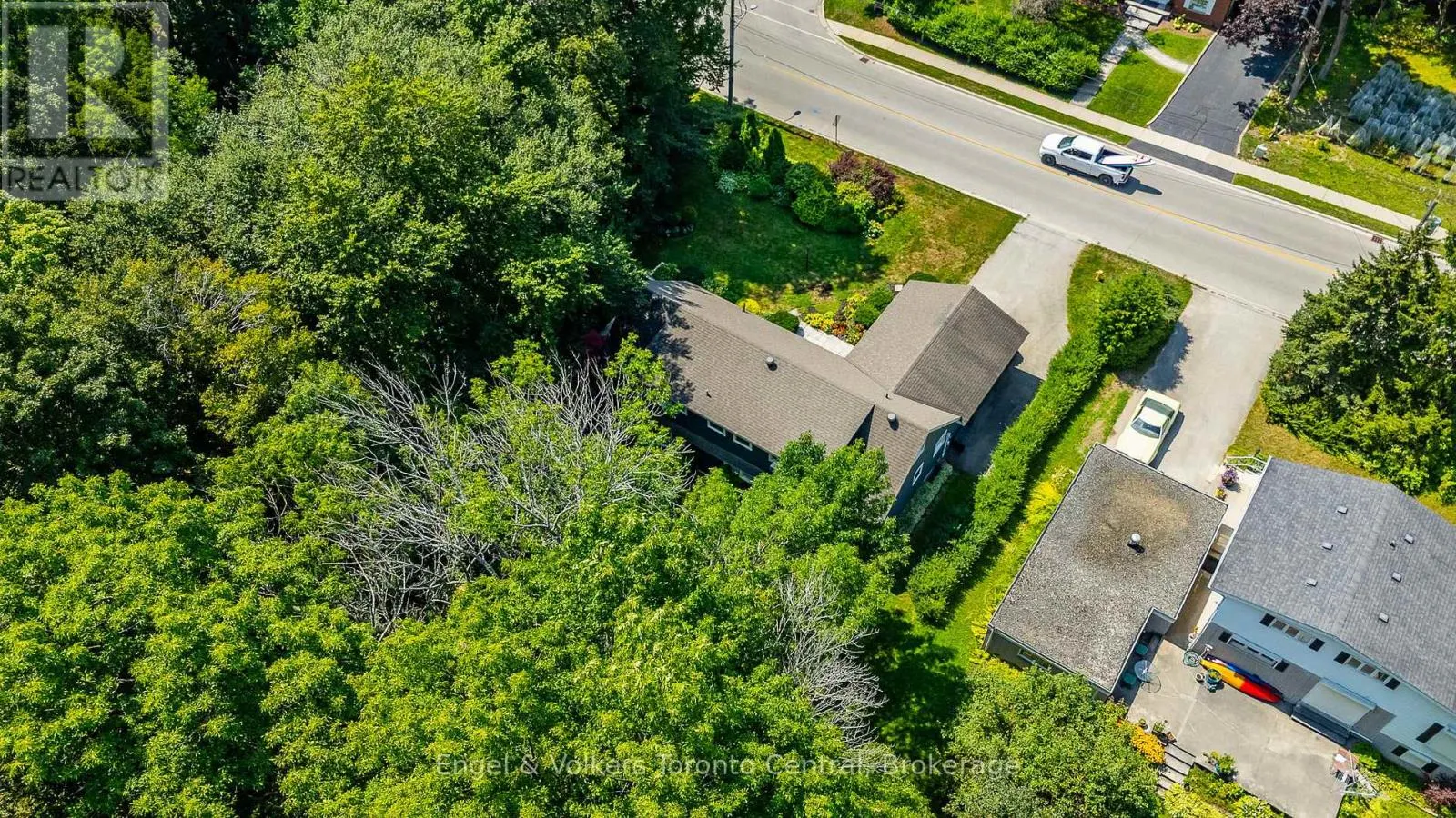 435 4TH AVENUE W