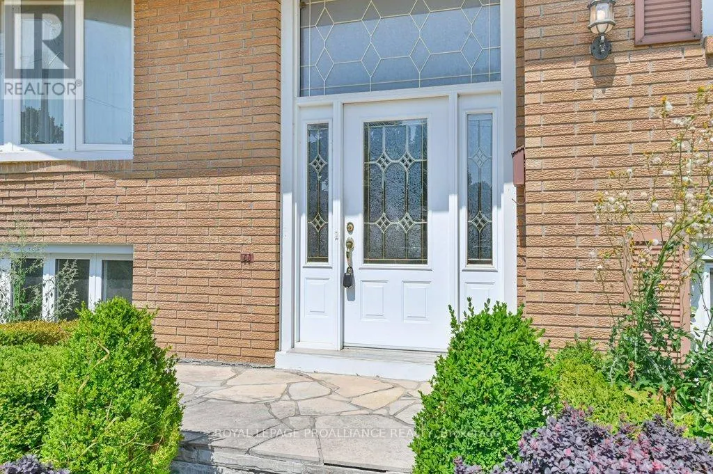 225 MCGILL STREET