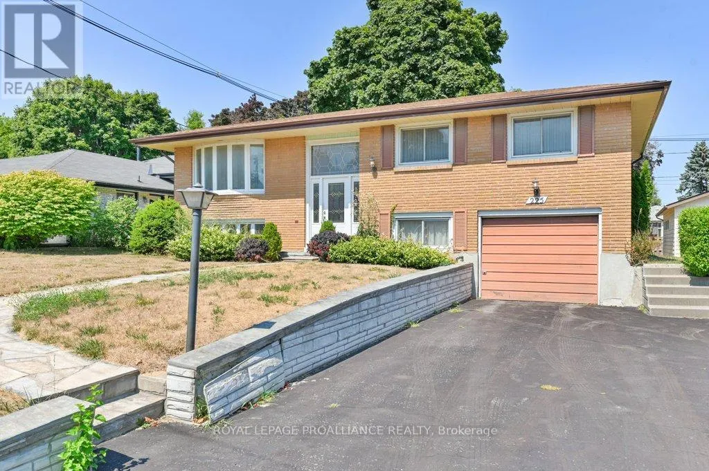 225 MCGILL STREET