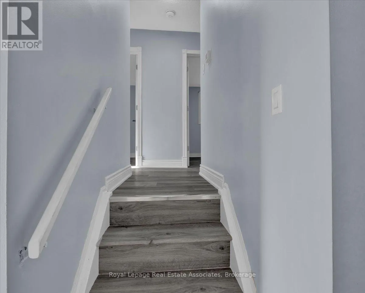 UPPER LEVEL - 9 GAFNEY COURT