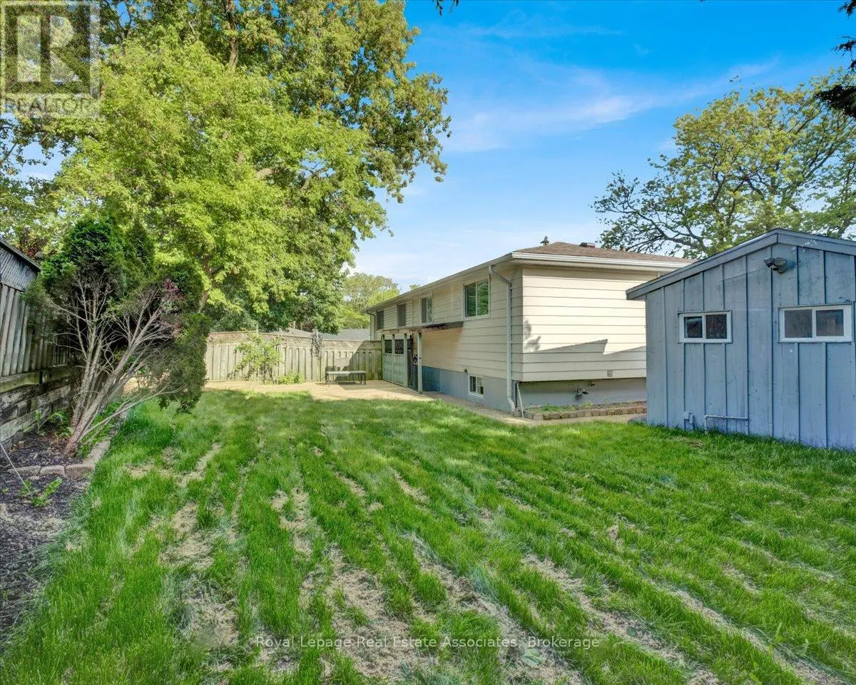 UPPER LEVEL - 9 GAFNEY COURT