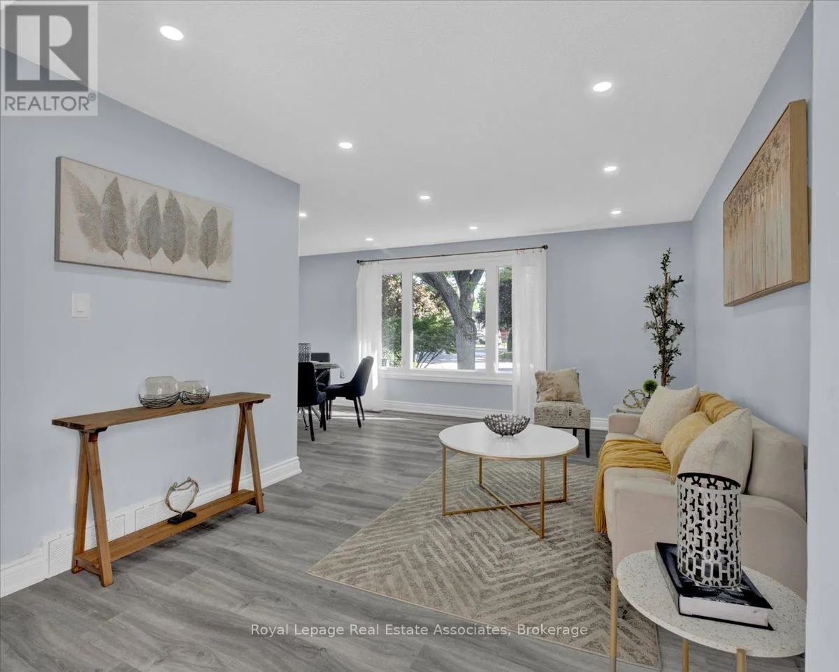 UPPER LEVEL - 9 GAFNEY COURT