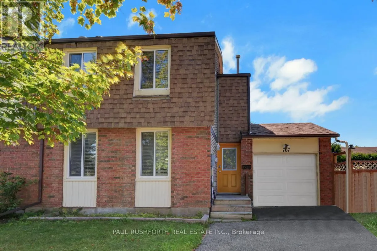 767 VINETTE CRESCENT