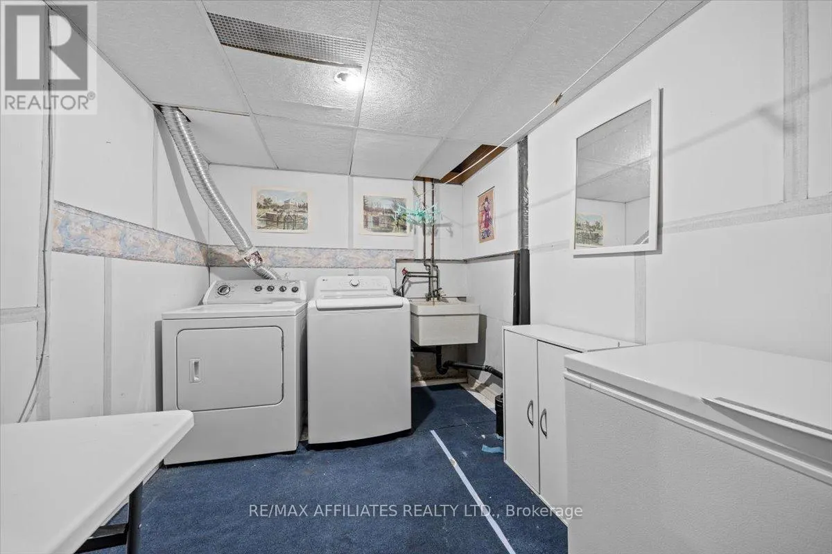 1080 ST LUCIA PLACE