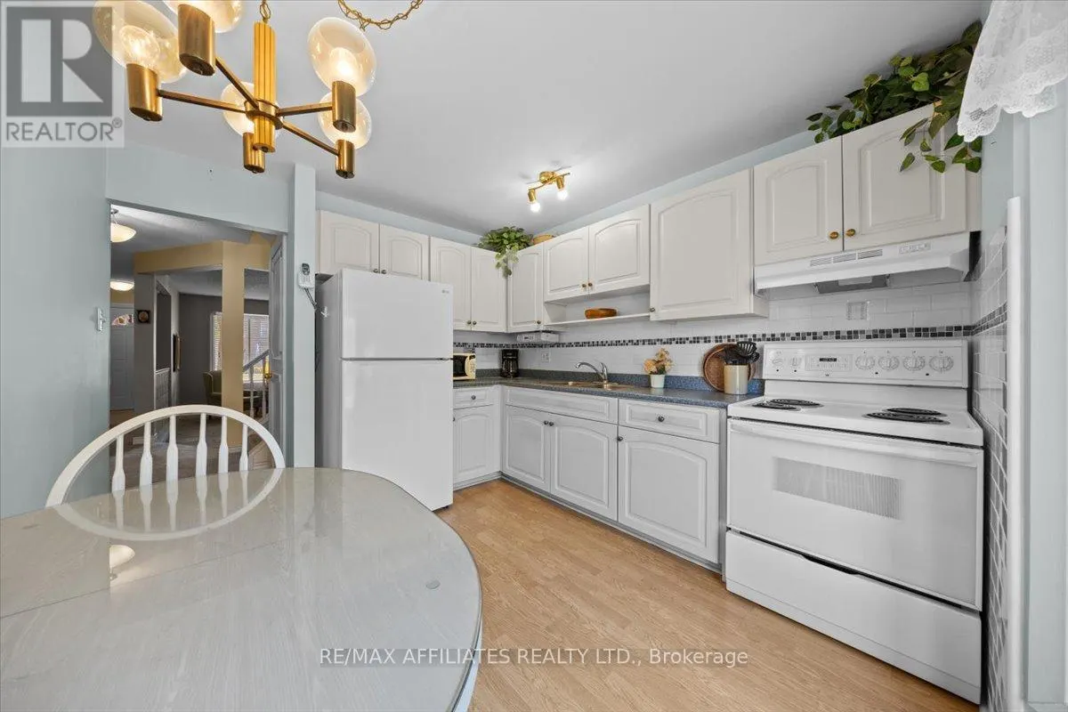 1080 ST LUCIA PLACE