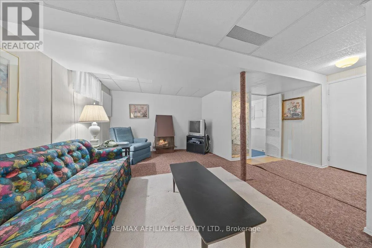 1080 ST LUCIA PLACE