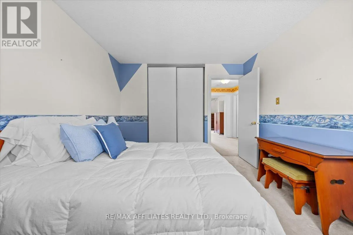 1080 ST LUCIA PLACE