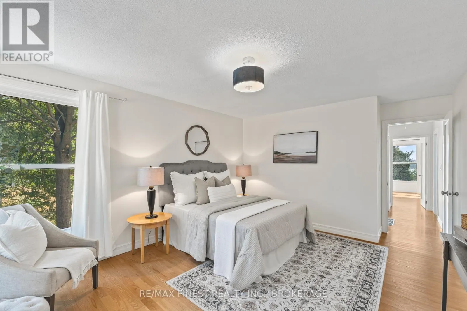 3743 MAPLE CREST COURT