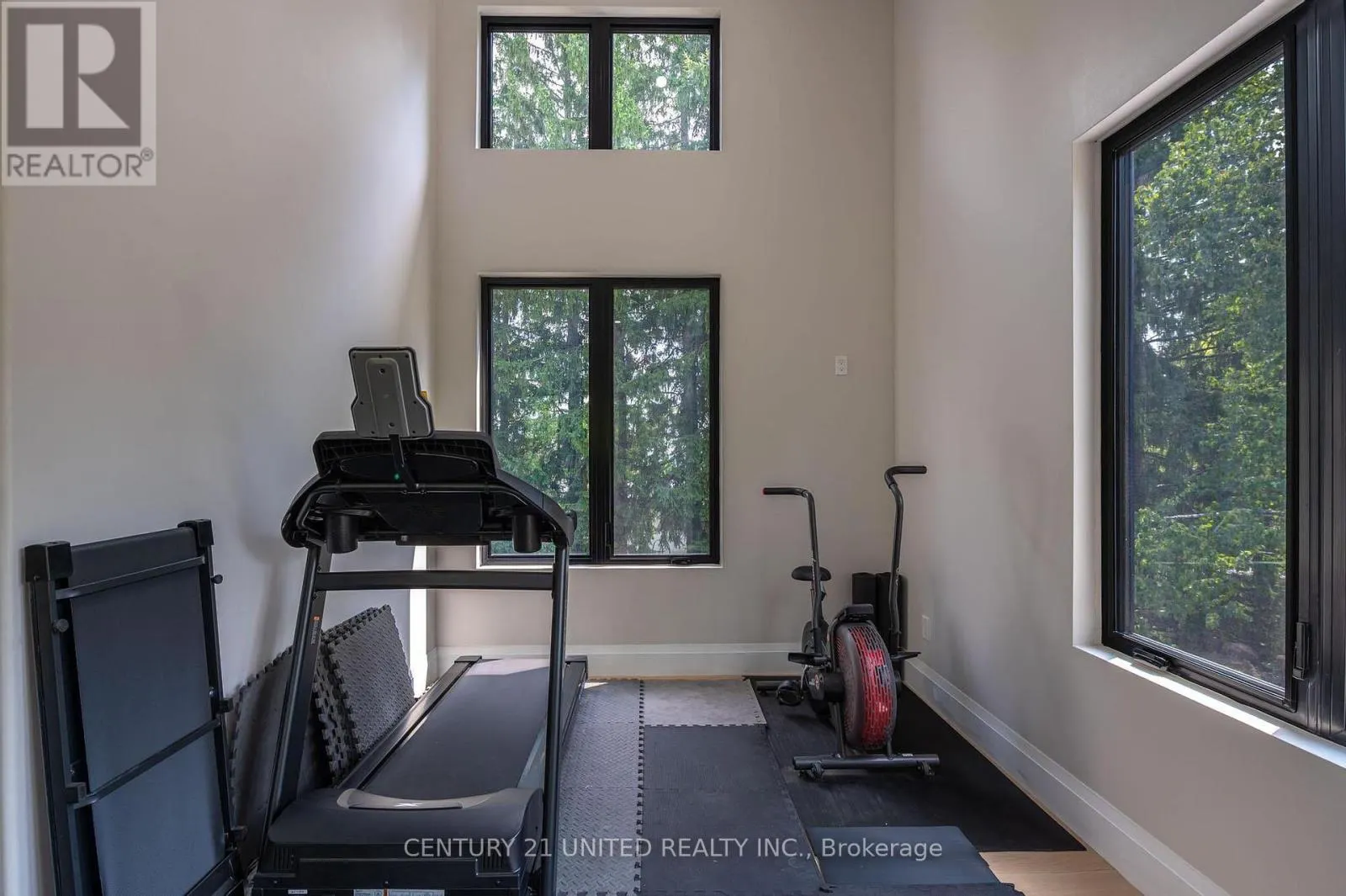 34 EDGEWOOD ROAD
