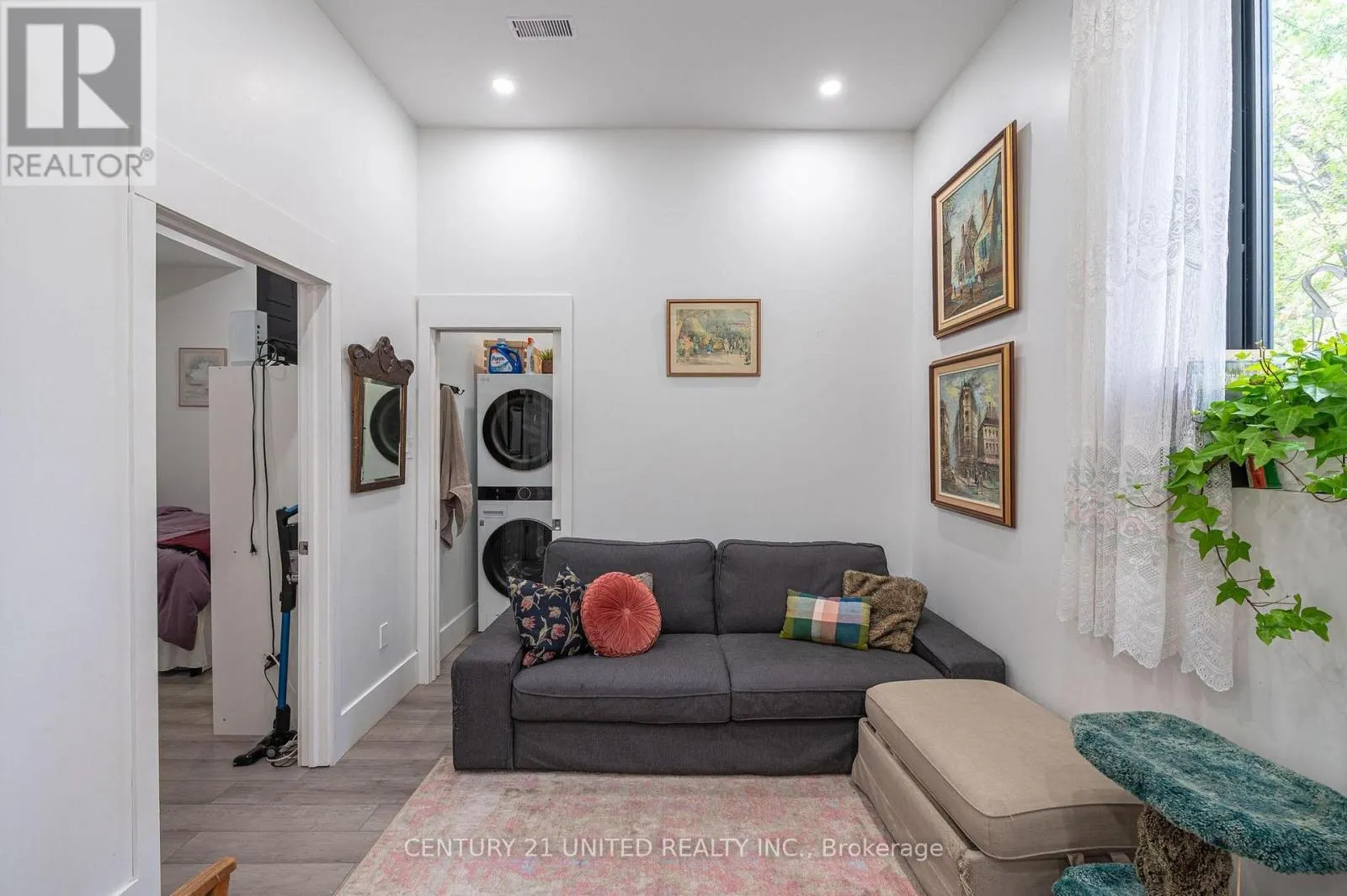 34 EDGEWOOD ROAD